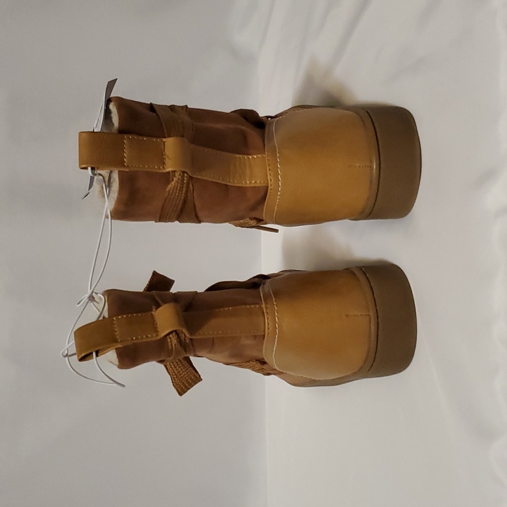 Universal Thread Woman's Brigitte Round Toe Lace-up Winter Boots ~ Cognac - Picture 12 of 16